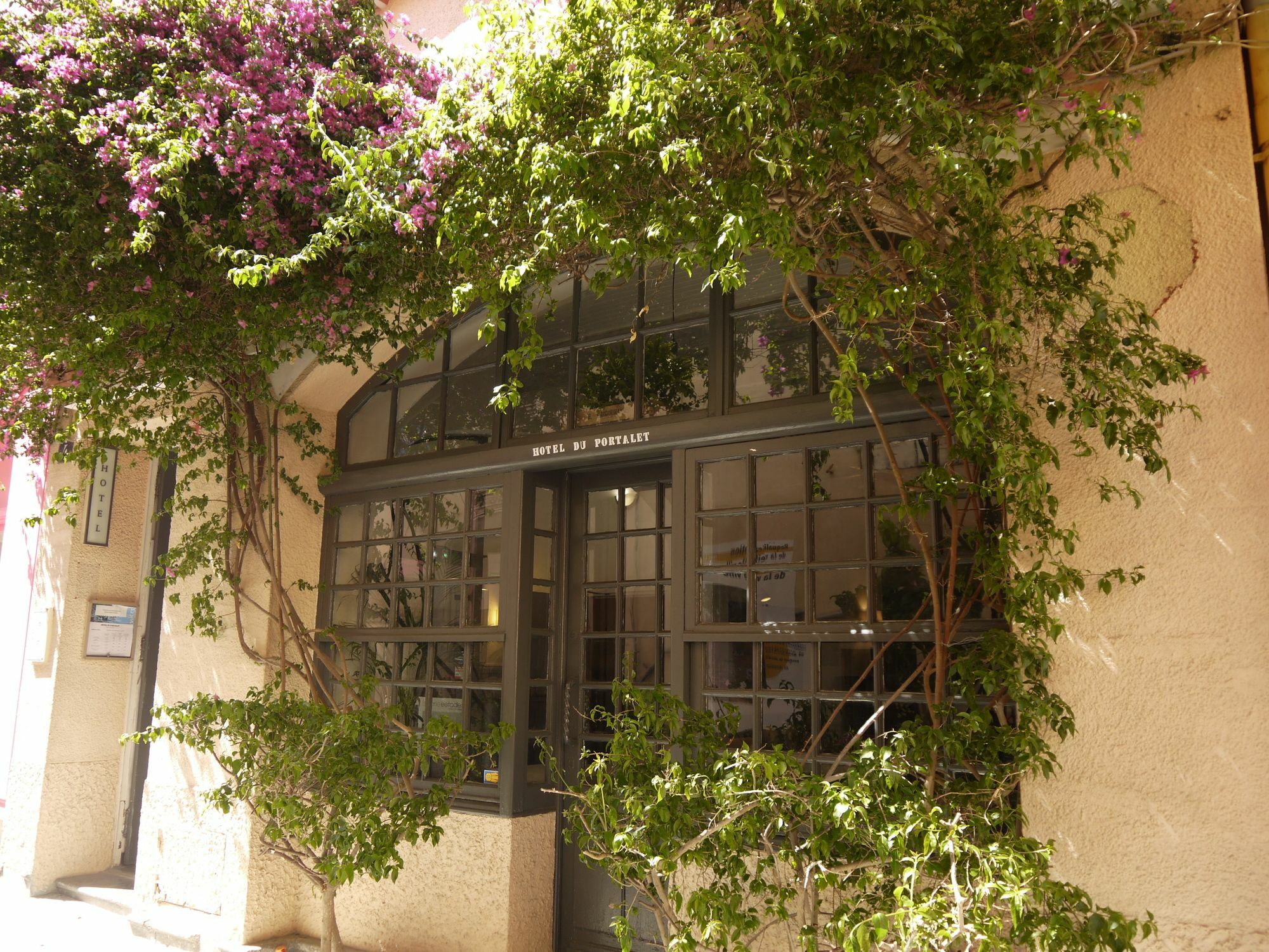 Hotel Portalet 耶尔 外观 照片