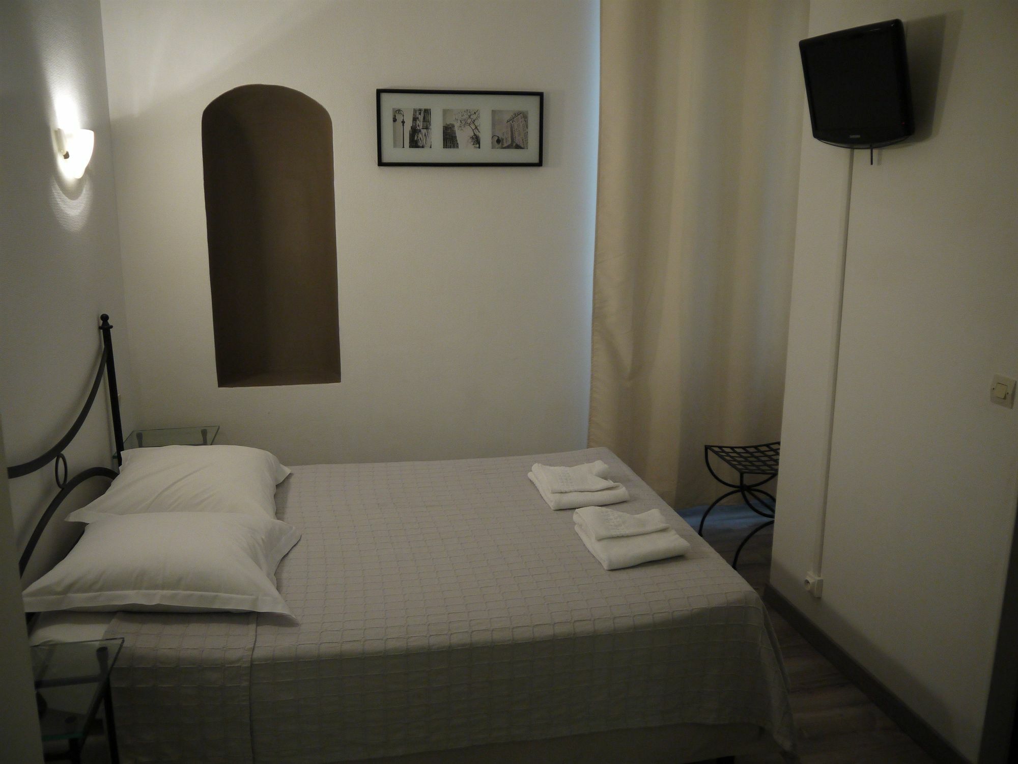 Hotel Portalet 耶尔 外观 照片